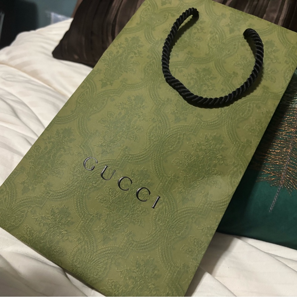 Gucci gift bag